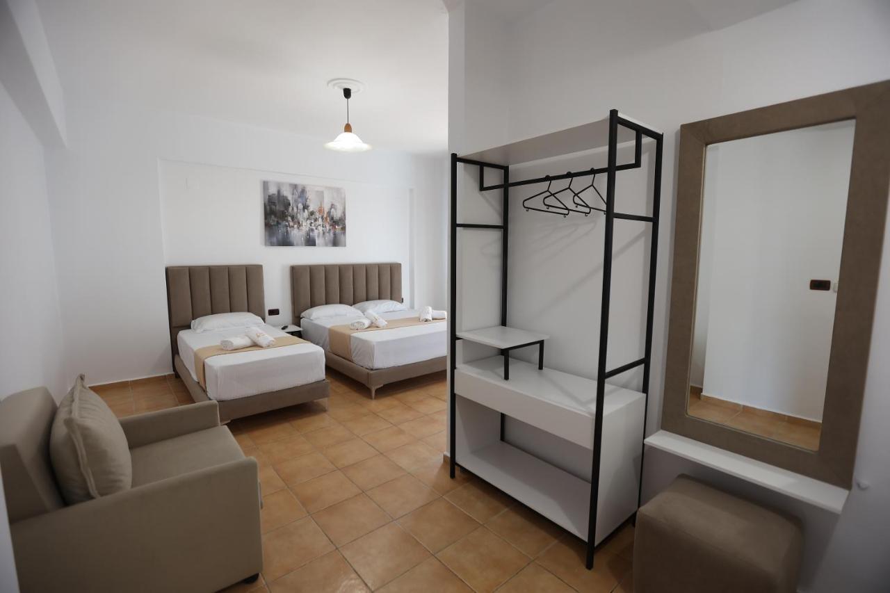 Hotel De Ksamil Extérieur photo