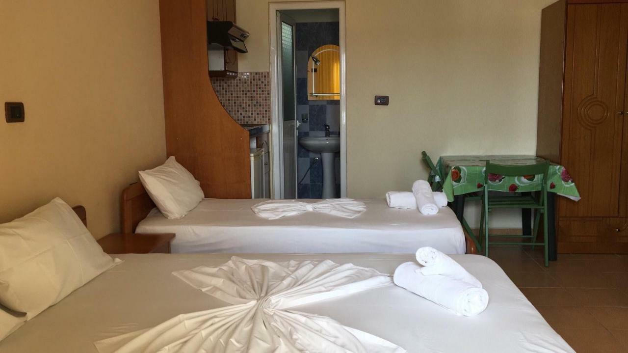 Hotel De Ksamil Extérieur photo